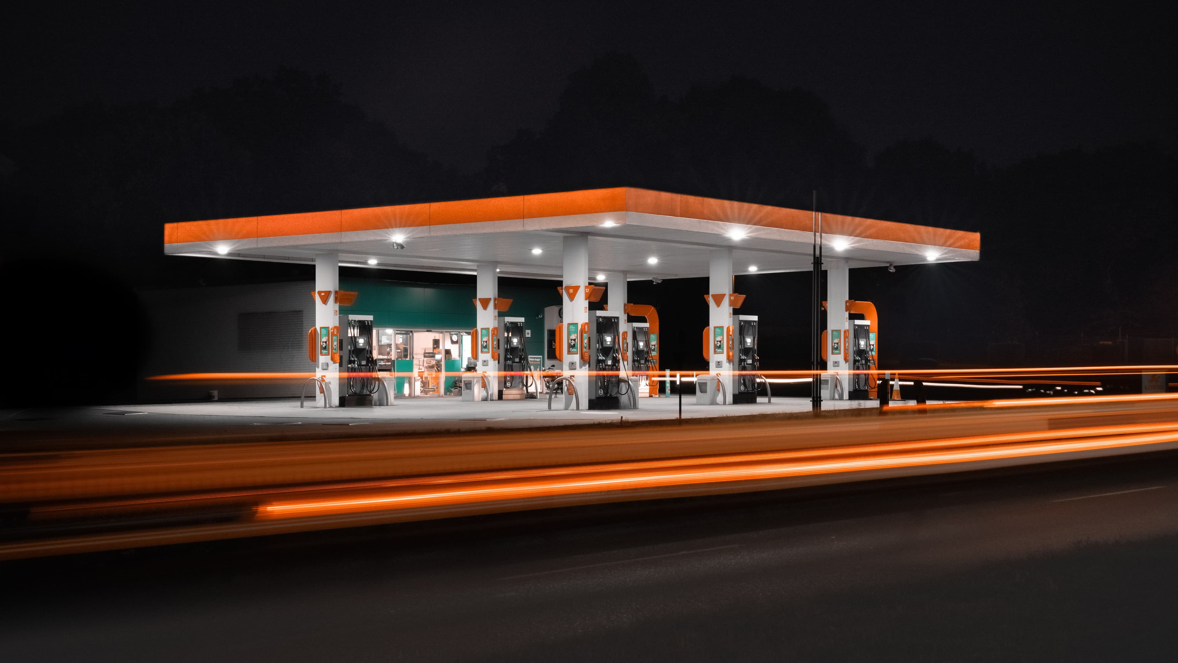 Petrol pump station